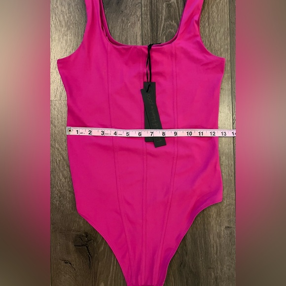 NWT House of Harlow 1960 All-Day Contour Bodysuit Magenta Pink Size Small - Picture 13 of 14